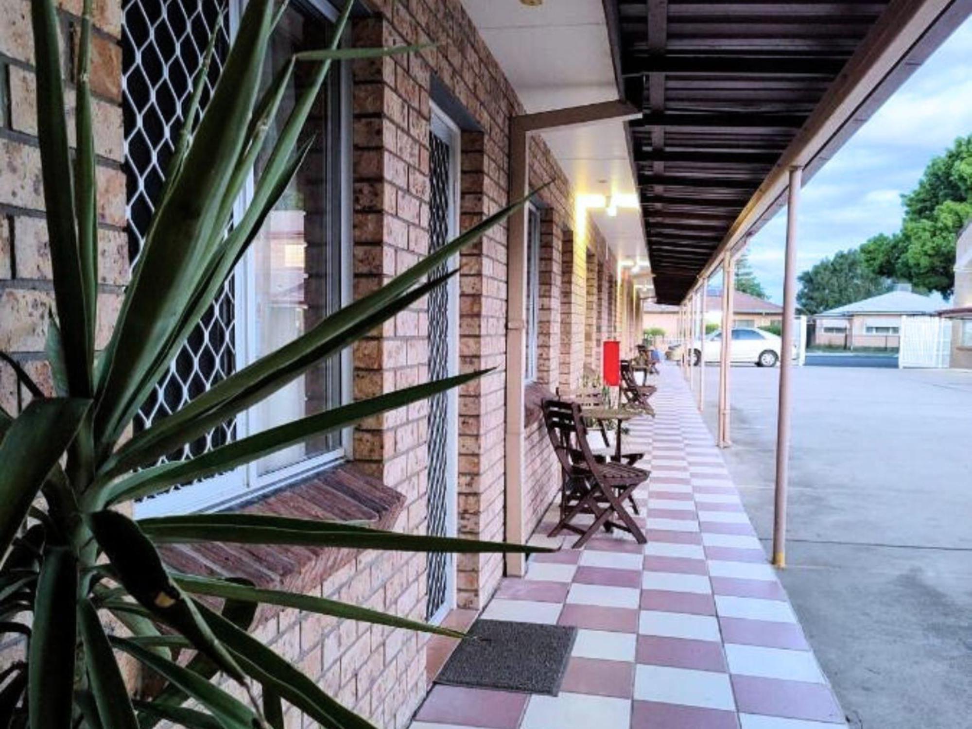 The Phoenix Artesian Spa Resort And Accommodation Moree Exteriör bild