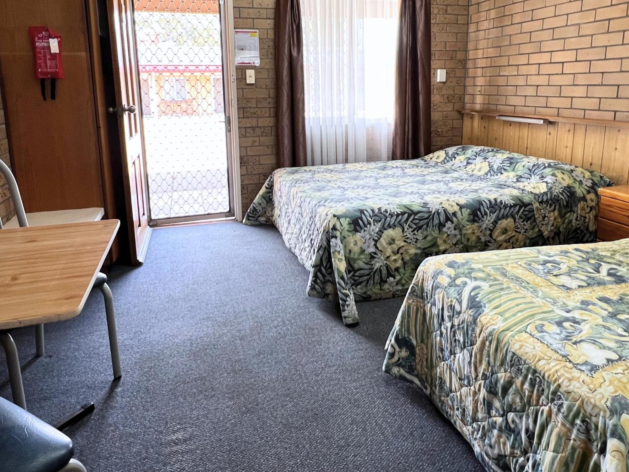 The Phoenix Artesian Spa Resort And Accommodation Moree Exteriör bild