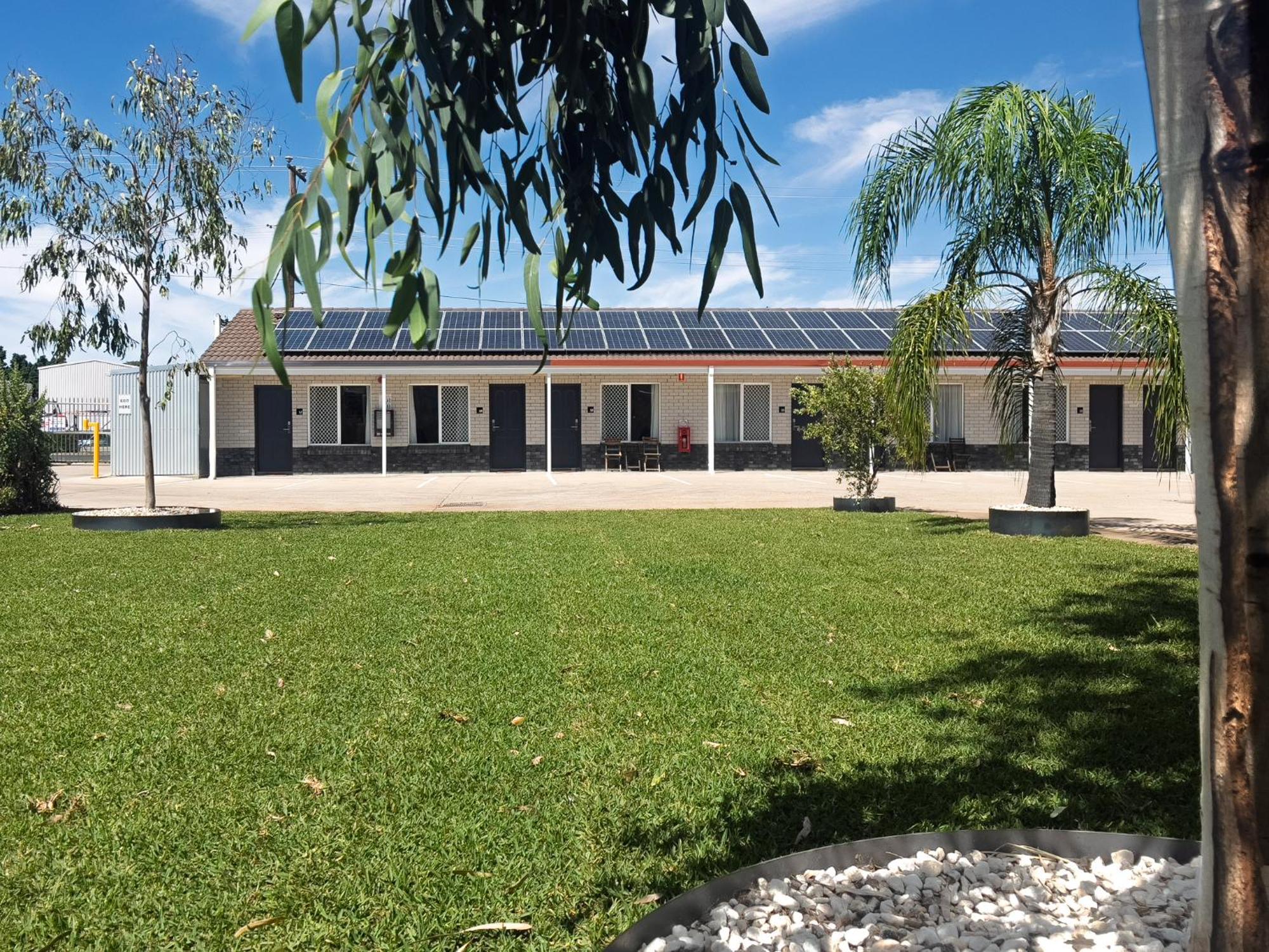 The Phoenix Artesian Spa Resort And Accommodation Moree Exteriör bild